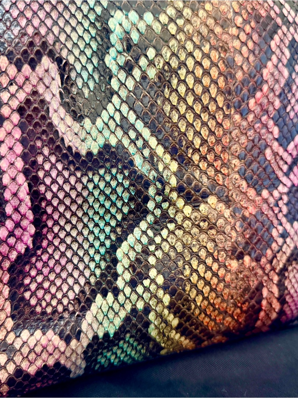 ULTRA RARE - FENDI Twin Python Tote Multicolor Bag - Archival Discontinued! - Picture 6 of 17